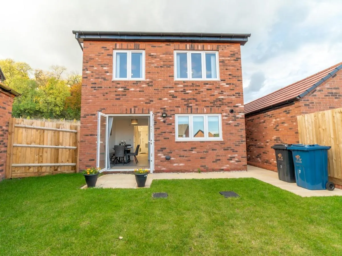 Pass The Keys Centrally Located Beautiful 3 Bed New Build Home نوتينغهام 0*,