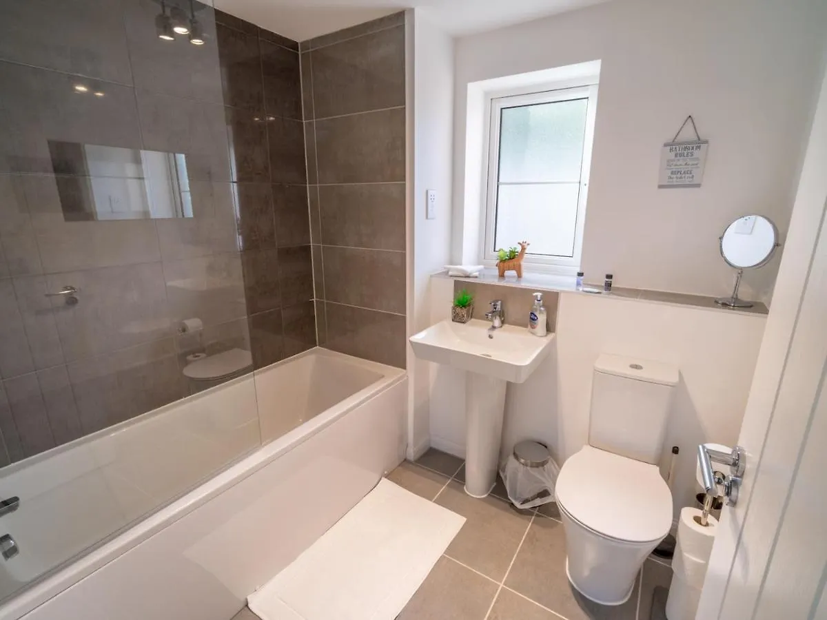 Pass The Keys Centrally Located Beautiful 3 Bed New Build Home Nottingham 0*,  Egyesült Királyság