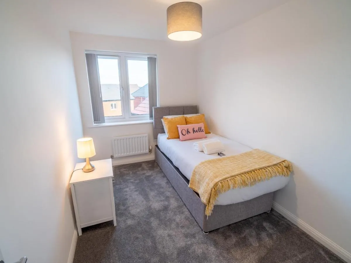 Pass The Keys Centrally Located Beautiful 3 Bed New Build Home Nottingham
